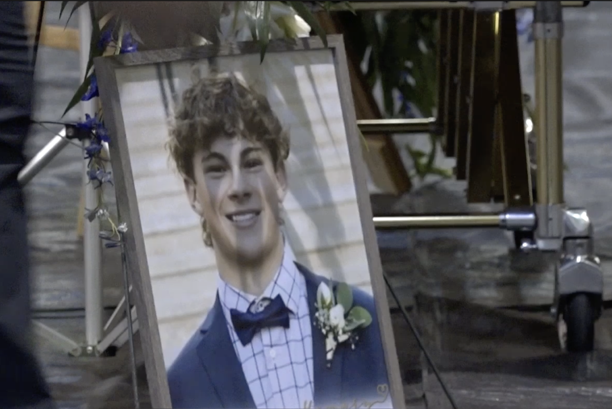 FACS presented the second day of Shattered Dreams with a memorial service to recognize mock accident victim Maverick Minister.
